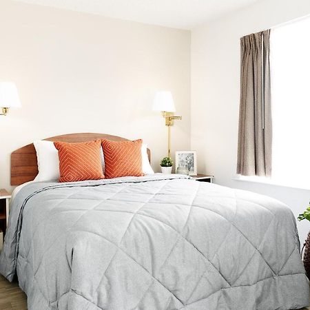 Intown Suites Extended Stay Louisville Ky - Airport Bagian luar foto