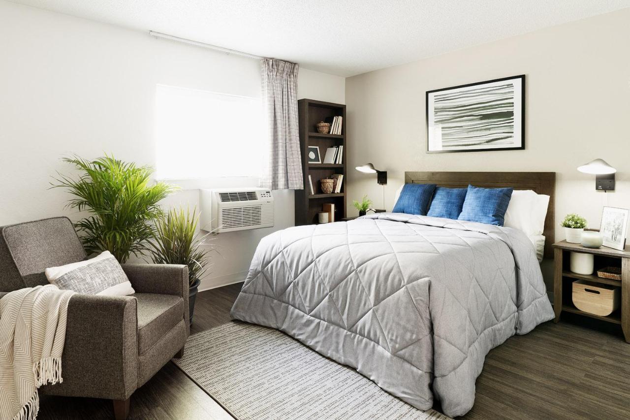 Intown Suites Extended Stay Louisville Ky - Airport Bagian luar foto