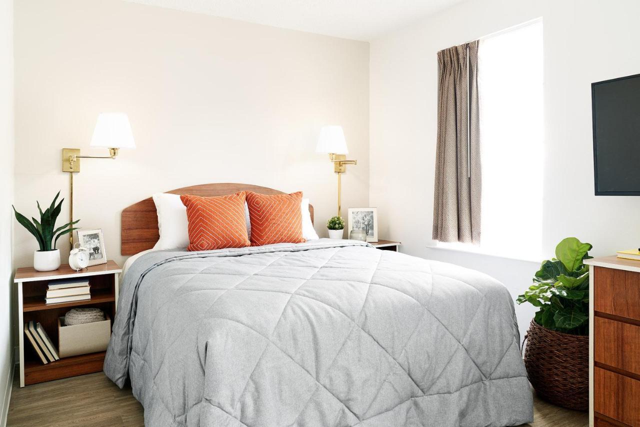 Intown Suites Extended Stay Louisville Ky - Airport Bagian luar foto